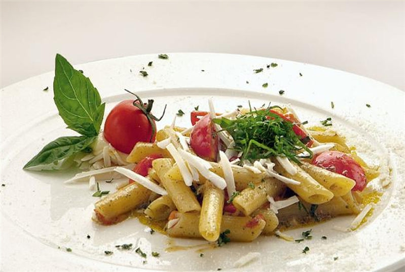 Penne with pesto, cherry tomatoes and cacioricotta