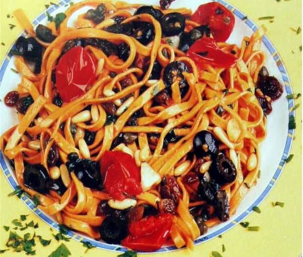 Tagliatelle Piccanti with nuts, capers, olives