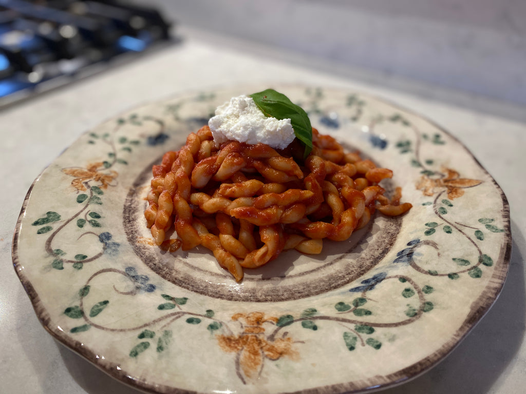 Fusillo Napoletano with tomato purée and ricotta